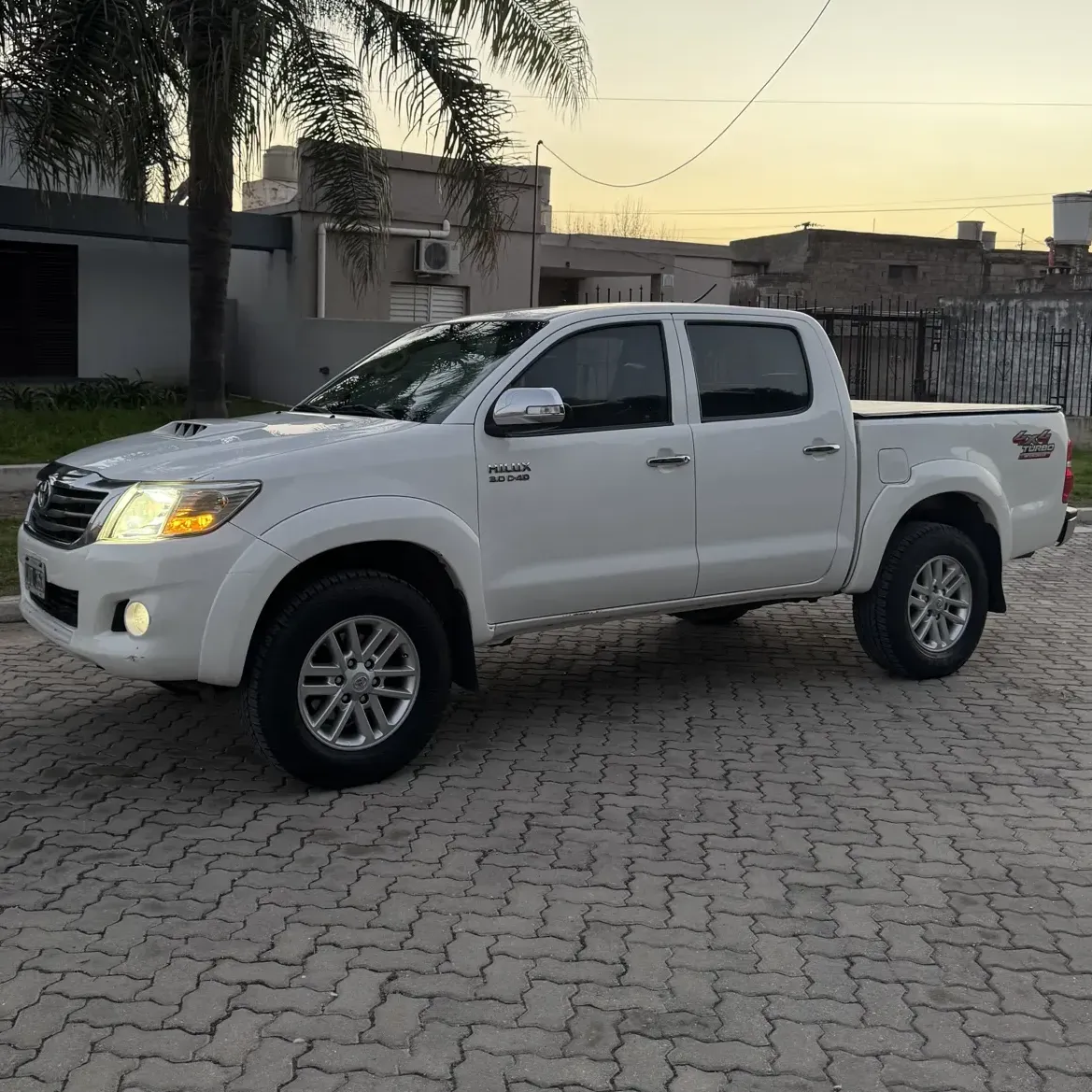 Toyota Hilux Pick-Up 3.0 Cd Srv Cuero I 171cv 4x4