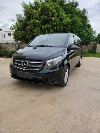 Mercedes-benz Metris Americana