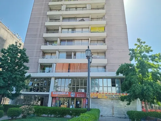 Local Comercial En Sta Rosa 827, Santiago