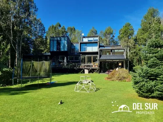 Gran Casa En Parcela Y Bosque, Diseño Único, Puerto Varas