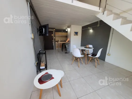 Departamento En Duplex Con Balcón Y Pileta En Boedo En Alquiler Temporario