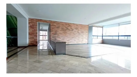 Apartamento En Venta Milla De Oro Medellín