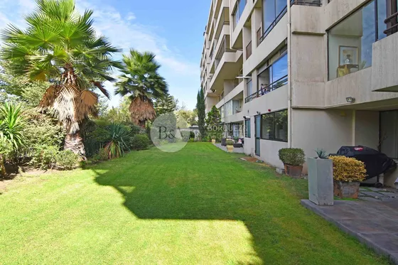 22399 - Oportunidad Gran Jardín Privado / Raúl Labbé