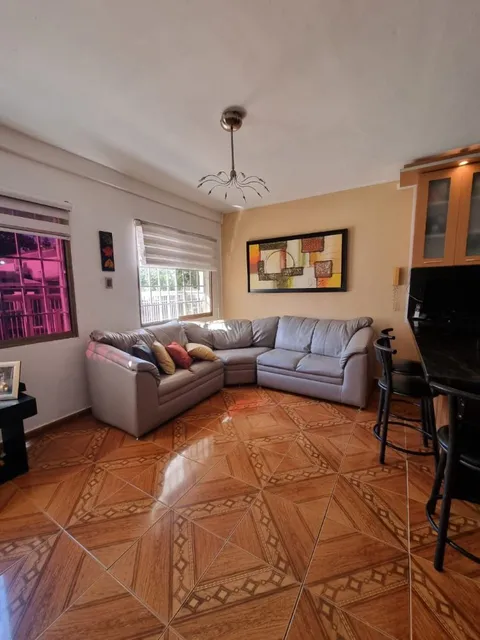 Yosmar Y Fernando Venden Casa En El Trigal Sur, Valencia