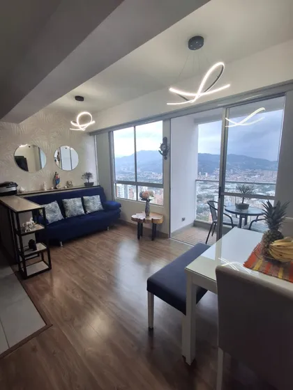 Se Vende Apartamento En Sabaneta Sector Las Lomitas