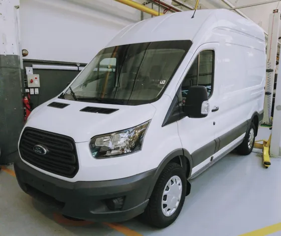 Ford Transit Furgon Medio Techo Elevado 2.0l