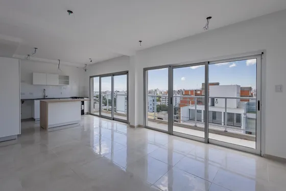 Departamento En Venta - 2 Dormitorios 2 Baños - 75mts2 -estrenar- 17 E/ 43 Y 44 -emprendimiento