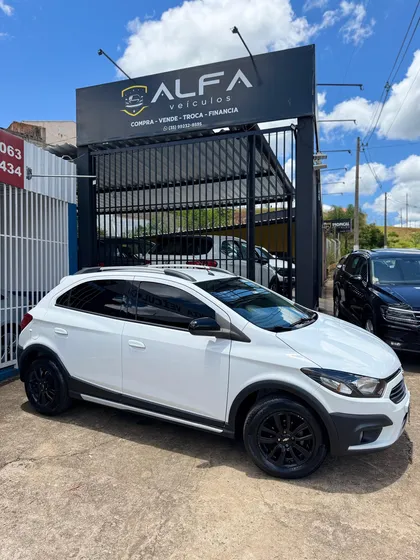 Chevrolet Onix 1.4 Activ Aut. 5p