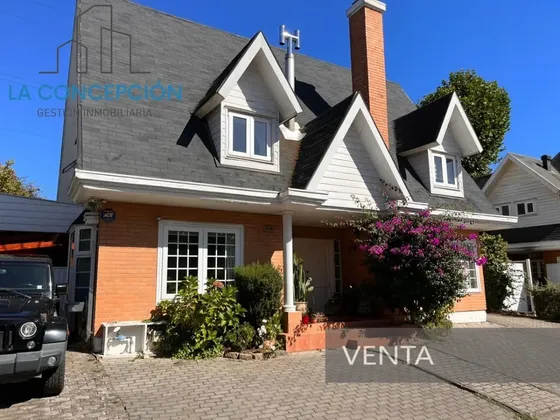Casa En Venta En Lomas San Andrés