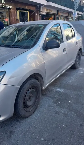 Renault Logan 1.6 Authentique Plus 85cv