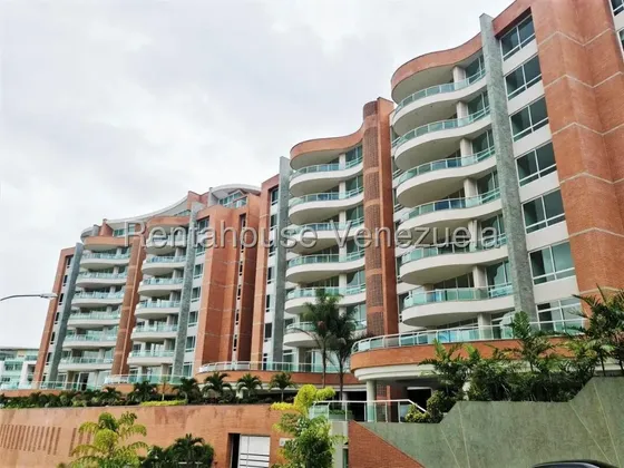 Exclusivo Apartamento / Vista Panoramica / A Estrenar / 318 Mts / Venta Mls 26-20632 Colinas De Valle Arriba