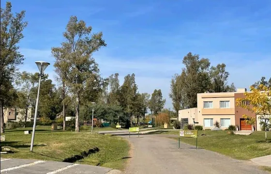 Terreno - Countries/b.cerrado (moreno)- Alvarez Del Bosque