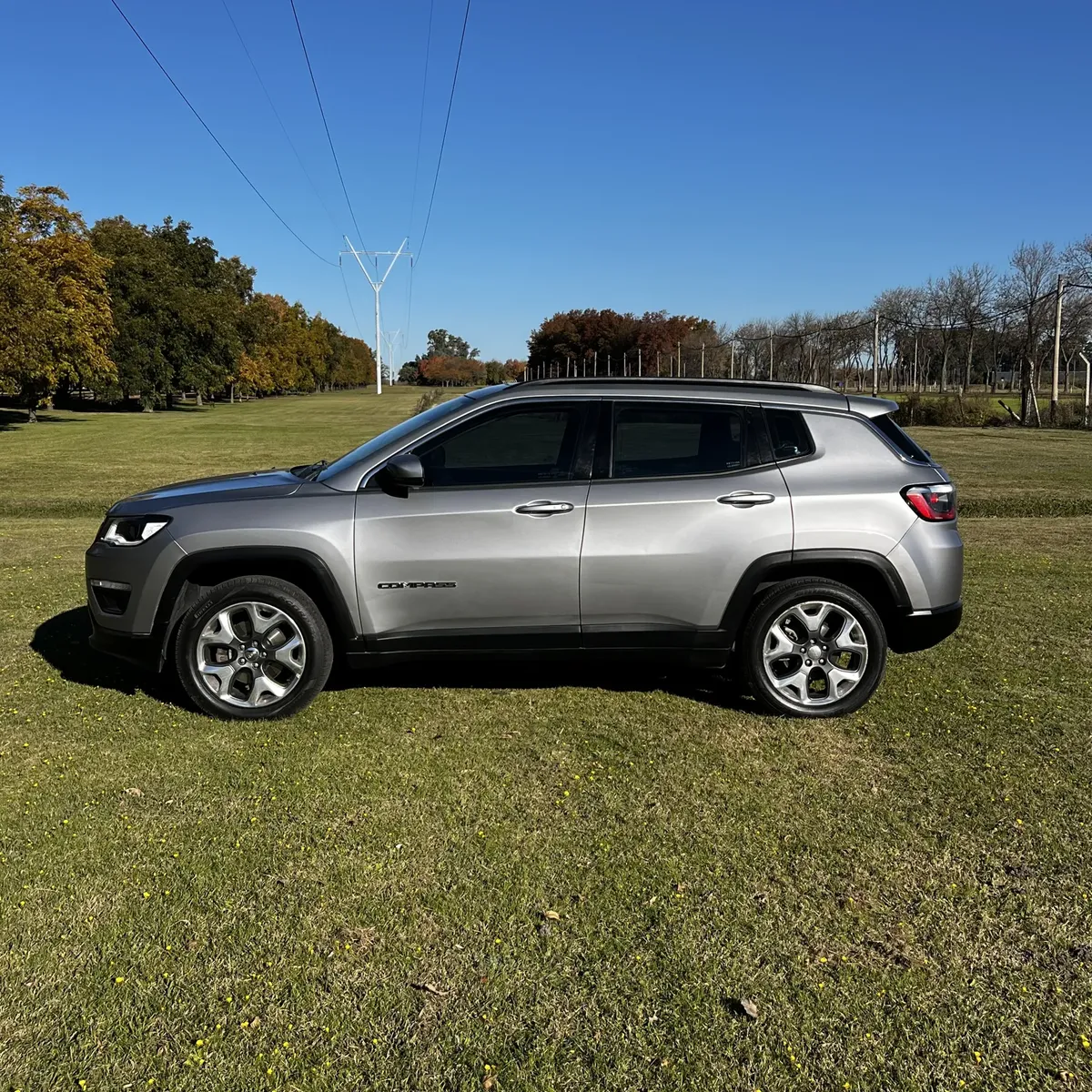 Jeep Compass 2.4 Longitude Plus 4X4529461964597504002
