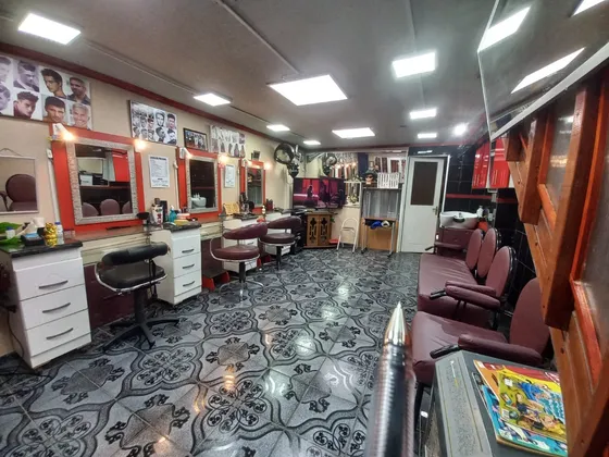 Peluquería A La Venta Con Mobiliario