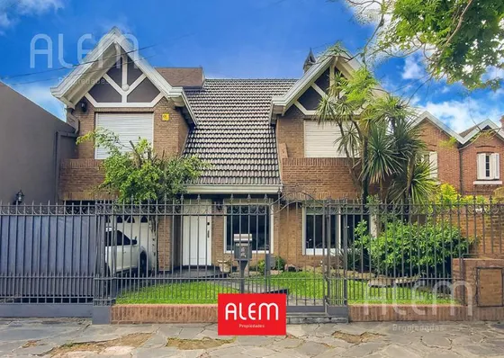 Casa En Venta En Lomas De Zamora Oeste
