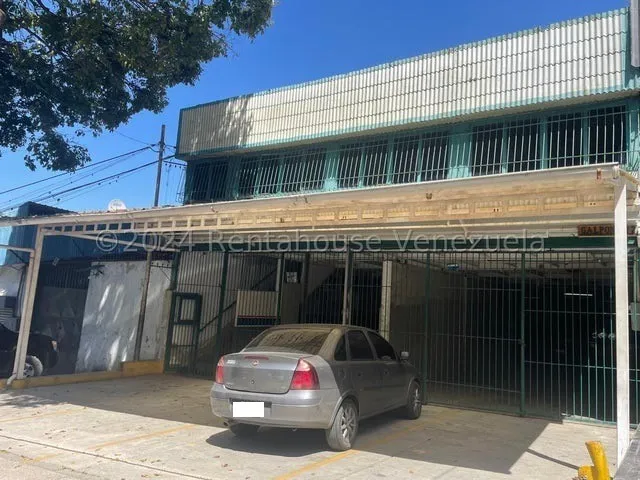 LG Alquilo Amplio Galpón El Cafetal
