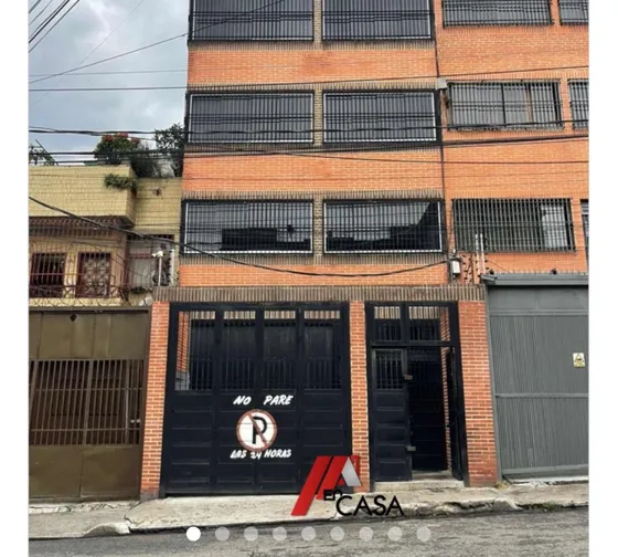 Alquiler Locales Comerciales En Catia. Pb. P1-p2. 590m2 C/mex
