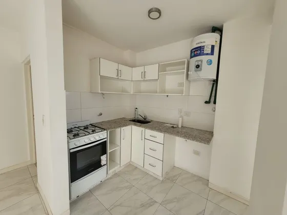 Alquiler Departamento 2 Ambientes Con Amenities En Caseros 