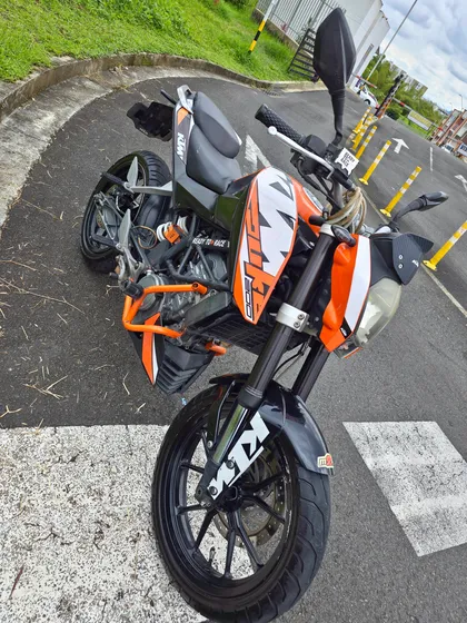 Ktm Duke 200 Modelo 2016 80k Kilometros