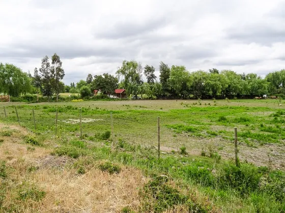  Parcela De Agrado 5093 M2 Con Construcción Solida