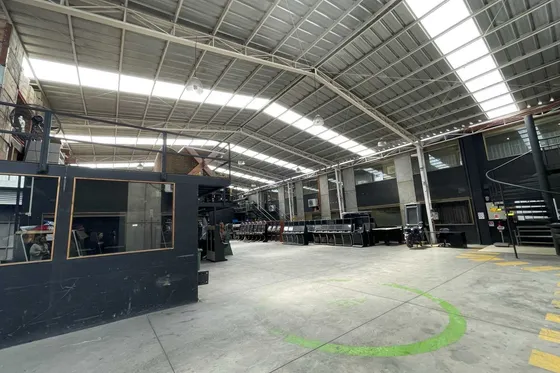 Oficinas Con Galpones De Primer Nivel (72596)