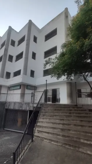 Consultorio En Alquiler, Torre Anexa Clínica Metropolitana - Naguanagua