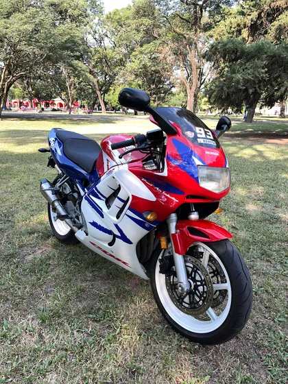 Honda Cbr 600f3