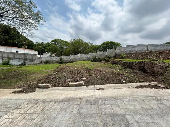 Terreno En Venta En Zona Norte. Lomas De Atzingo