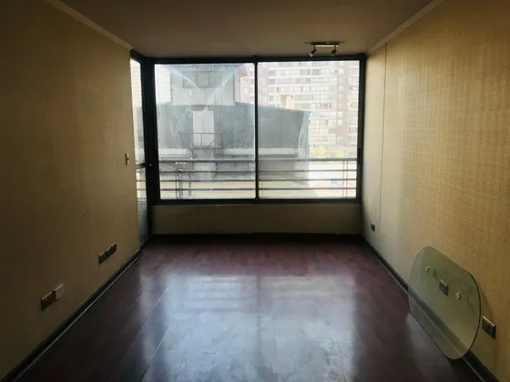 Excelente Depto , 2 Dormitorios , 1 Baño , Living Comedor .