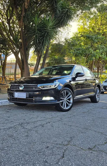 Volkswagen Passat 2.0 Tsi Highline 4p