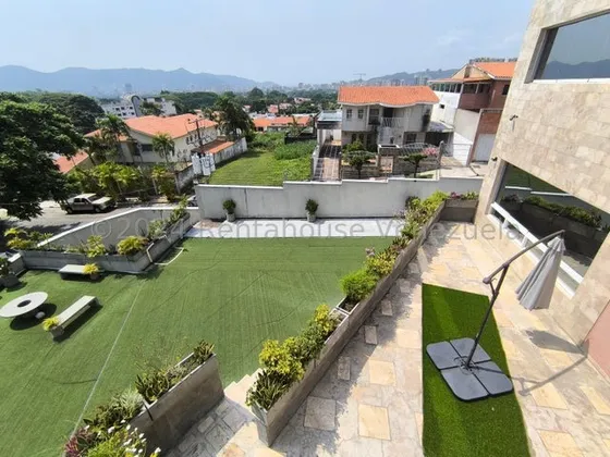 Casa Venta  Fachada En Espacato Y Marmol, Pisos En Porcelanato Importado, Planta Electrica 100%, Pozo De Agua, Terrazas,jardines Prebo Iii Valencia Carabobo Leida Falcon Lf24-25821