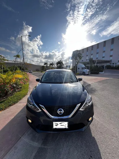 Nissan Sentra 1.8 Advance Cvt