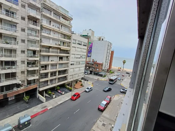 Se Vende Excelente Apartamento Pocitos Con Garage