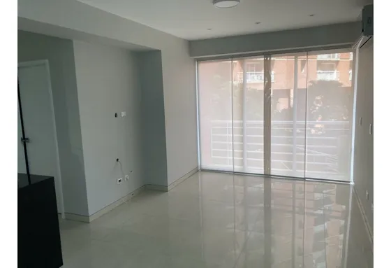 En Alquiler Apartamento 72m2 Boleita Norte 3391