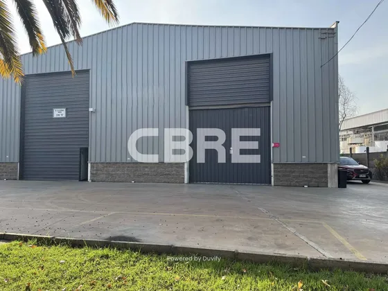 Propiedad Industrial En Las Esteras 1.600 M² De Bodega