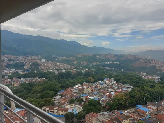 Vendo Apto 87m2 Piso 19 Para Estrenar Zona Del Cacique