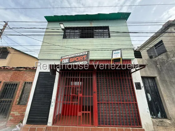 Dennymar, Alquila Sensacional Local Comercial En El Centro De Barquisimeto Ideal Para Emprender Su Negocio Con Todo Lo Basico B5a24068                                                                  