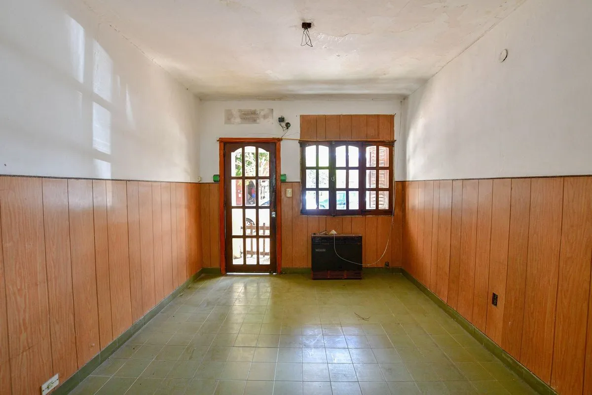 PH for Sale in Los Hornos – 2 Bedrooms, Patio