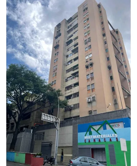 Vendo/alquilo Oficina 91m2 Santa Teresa Centro 2609 