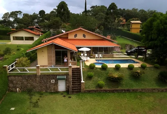 Chácara Em Condomínio Fechado Cocais - Ibiúna Sp  12 Pessoas