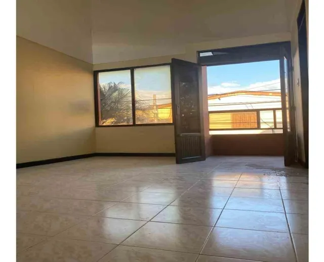 Casa En Venta En Centenario (279061919).