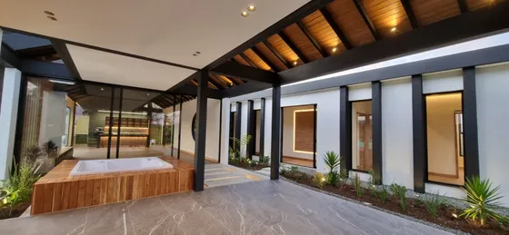 Casa En Venta En Llanogrande. Cod V12575