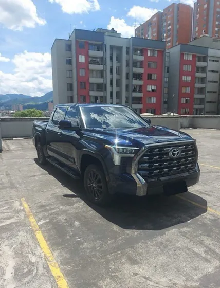 Toyota Tundra 5.7 Crewmax Platinum
