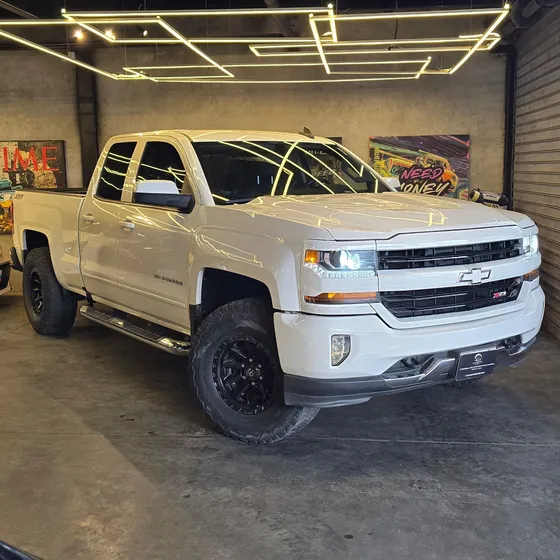 Chevrolet Silverado Z-71 Off Road