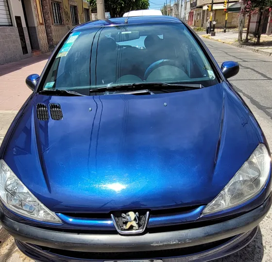Peugeot 206 1.6 Xr Premium