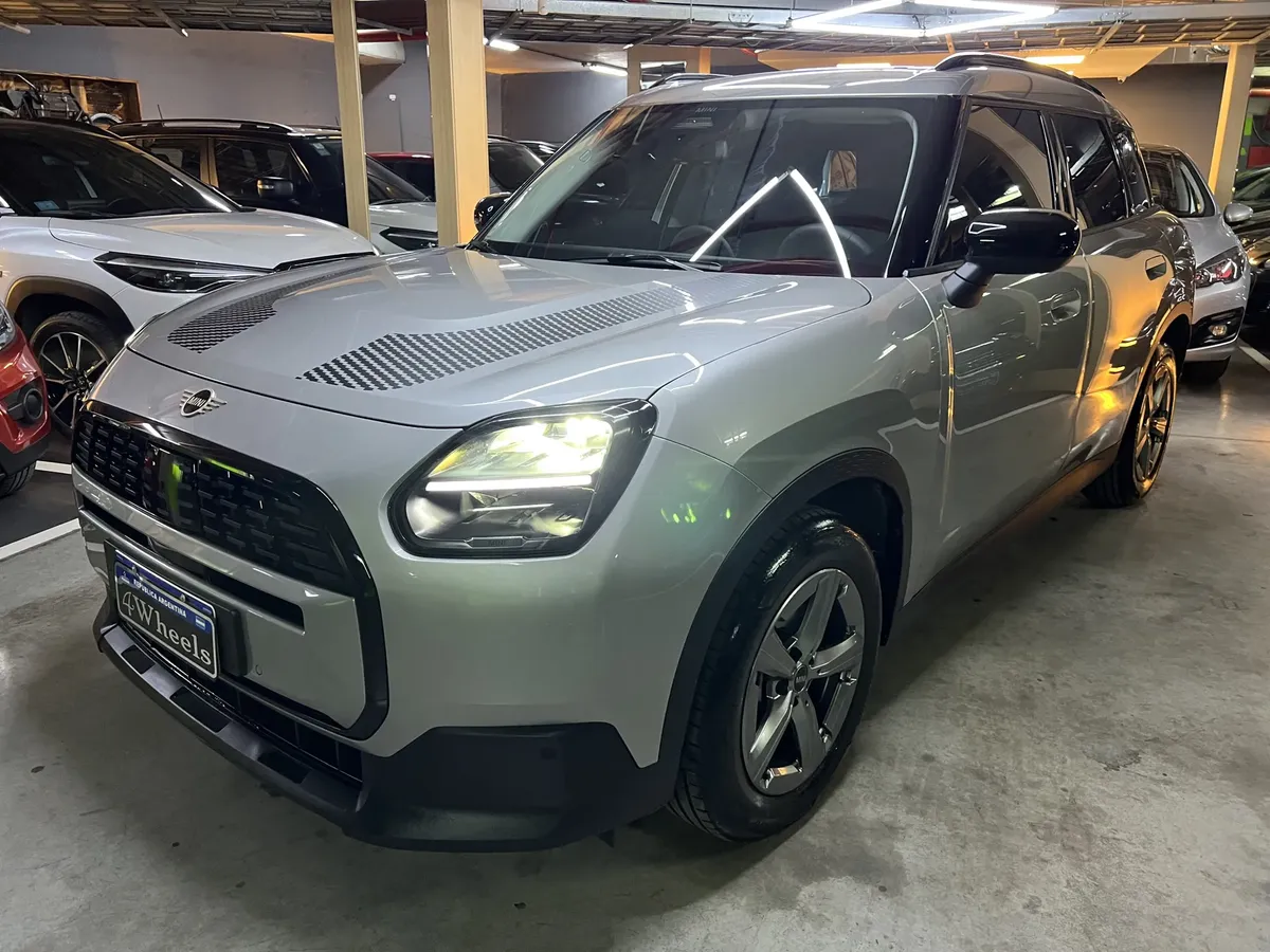 Mini Countryman d 2.0 Td Mhev Essential
