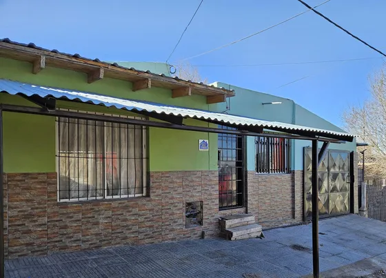 Casa En  B° Villa Ceferino- Neuquén