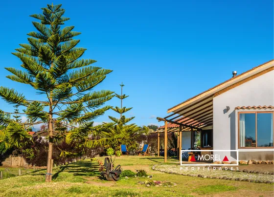 Preciosa Casa Estilo Chilena- Maitencillo