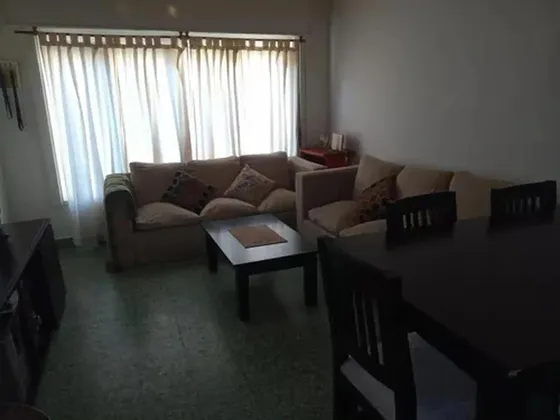 Casa En Venta - 2 Dormitorios 1 Baño - 75mts2 - Morón