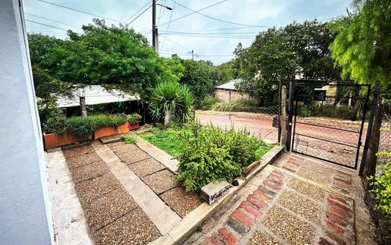 Casa En  Venta Unquillo, 2 D. Patio, Buen Estado B° Forchieri